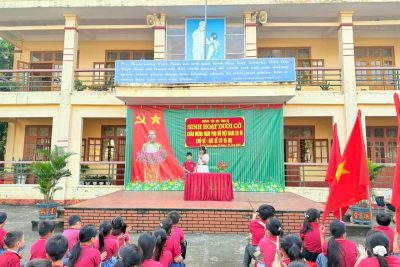 CHÀO MỪNG NGÀY PHỤ NỮ VIỆT NAM 20- 10 TRƯỜNG TIỂU HỌC ĐINH XÁ